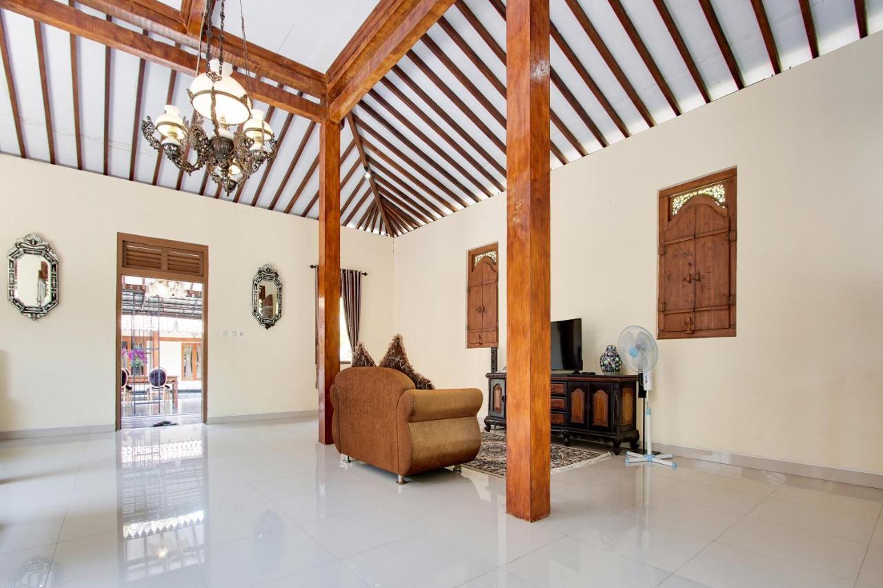 Ndalem Dasuriah Redpartner Naggulan Exterior foto